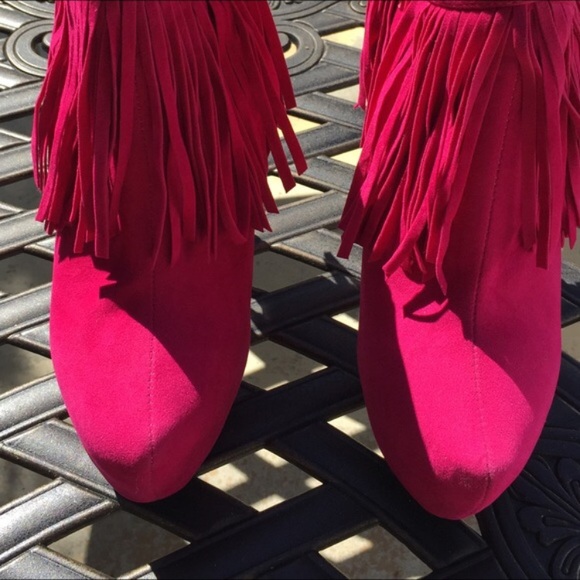 Privileged - Picture 4 of 4